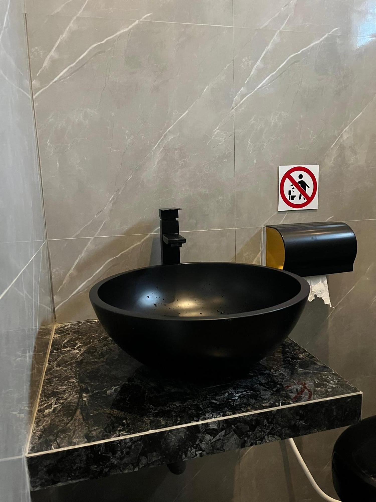 Java Hostel Tumpak Sewu Sidomukti Esterno foto
